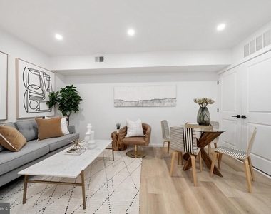 750 19th Street Ne - Photo Thumbnail 2