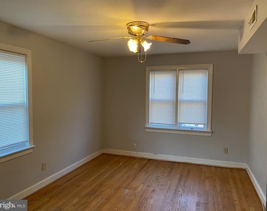 4236 Benning Road Ne - Photo Thumbnail 6