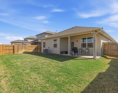 112 Rainmaker Cv - Photo Thumbnail 4
