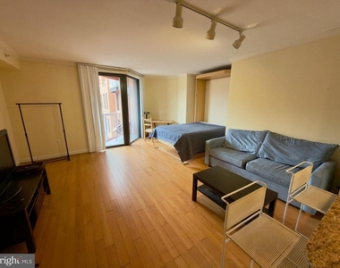 631 D Street Nw - Photo Thumbnail 16