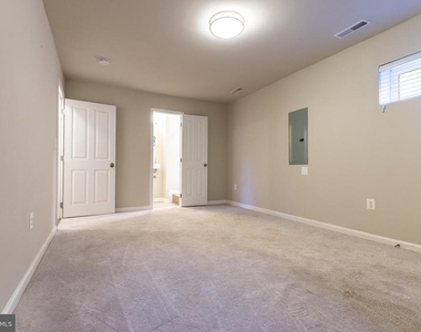 427 Woodcrest Drive Se - Photo Thumbnail 29