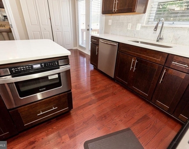427 Woodcrest Drive Se - Photo Thumbnail 5
