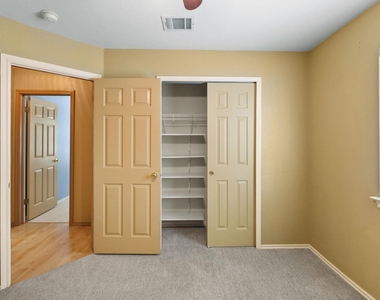 3634 Windhill Loop - Photo Thumbnail 23