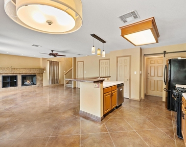 3634 Windhill Loop - Photo Thumbnail 13