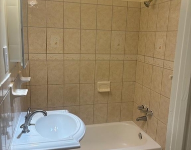 4234 4234 Place Ne - Photo Thumbnail 15