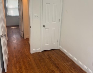 4234 4234 Place Ne - Photo Thumbnail 12