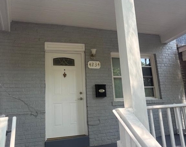 4234 4234 Place Ne - Photo Thumbnail 2