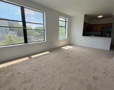 4100 Georgia Avenue Nw - Photo Thumbnail 5