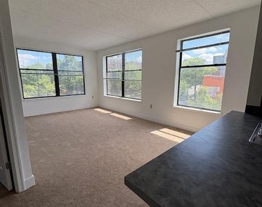 4100 Georgia Avenue Nw - Photo Thumbnail 4