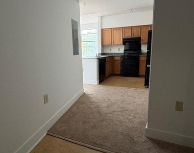 4100 Georgia Avenue Nw - Photo Thumbnail 2