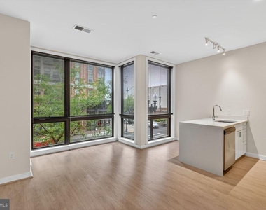 3825 Georgia Avenue Nw - Photo Thumbnail 3