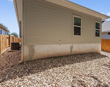 256 Pelican Bay Cir - Photo Thumbnail 26