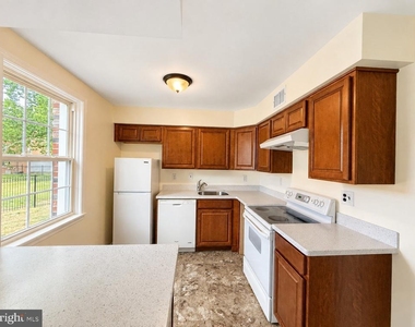 3823 W Street Se - Photo Thumbnail 1