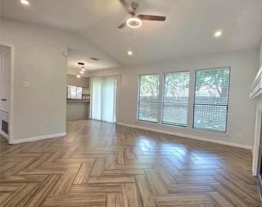1417 Hyridge Cir - Photo Thumbnail 17
