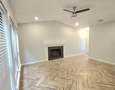 1417 Hyridge Cir - Photo Thumbnail 7