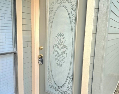 1417 Hyridge Cir - Photo Thumbnail 1