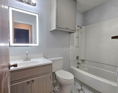1417 Hyridge Cir - Photo Thumbnail 14