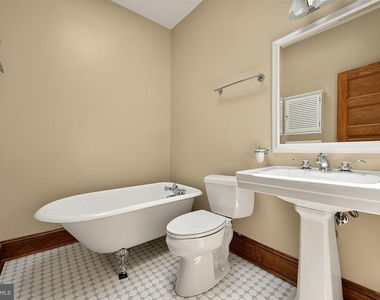 221 E Street Se - Photo Thumbnail 47
