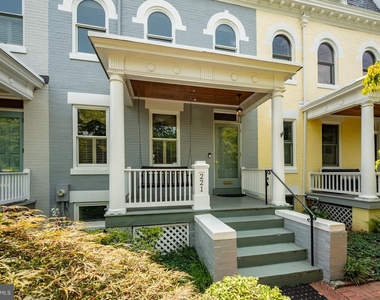 221 E Street Se - Photo Thumbnail 3