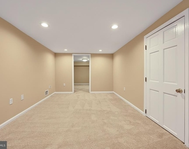 221 E Street Se - Photo Thumbnail 55