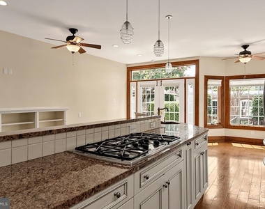221 E Street Se - Photo Thumbnail 27