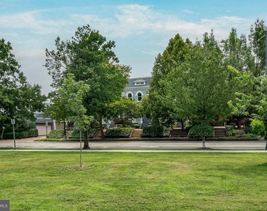 221 E Street Se - Photo Thumbnail 63
