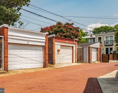221 E Street Se - Photo Thumbnail 62