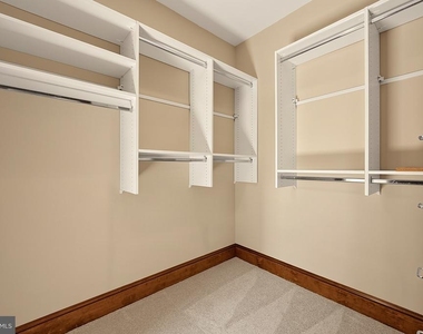 221 E Street Se - Photo Thumbnail 42
