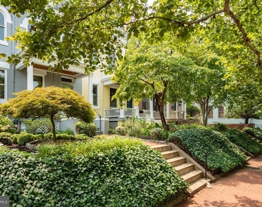 221 E Street Se - Photo Thumbnail 64