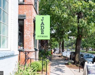 221 E Street Se - Photo Thumbnail 71