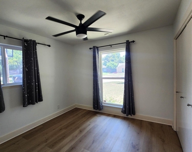 1804 Kingwood Cv - Photo Thumbnail 16