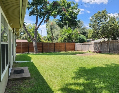 1804 Kingwood Cv - Photo Thumbnail 21