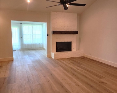 1804 Kingwood Cv - Photo Thumbnail 4