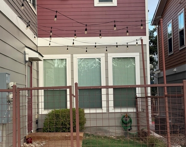 2825 Stock Dr - Photo Thumbnail 16