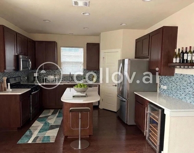 2825 Stock Dr - Photo Thumbnail 4
