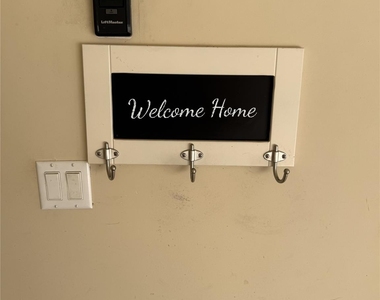 2825 Stock Dr - Photo Thumbnail 19