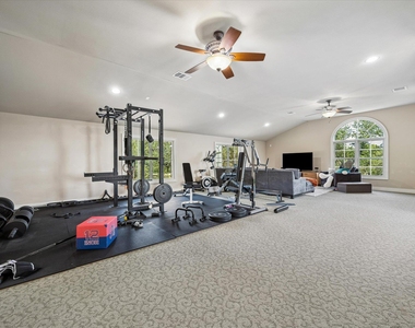 8403 Horseshoe Ledge - Photo Thumbnail 23