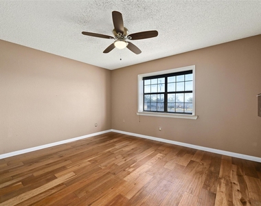 105 Deep Lake Cir - Photo Thumbnail 13