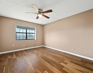 105 Deep Lake Cir - Photo Thumbnail 12