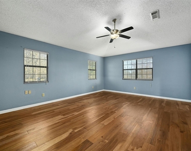 105 Deep Lake Cir - Photo Thumbnail 8