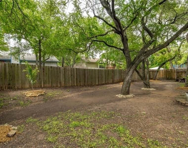 610 Palo Alto Ln - Photo Thumbnail 27