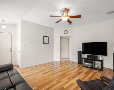 1511 Nettie Dr - Photo Thumbnail 2