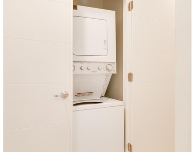 604 N Bluff Dr - Photo Thumbnail 13