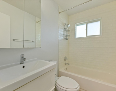 2500 Candlewood Ct - Photo Thumbnail 16