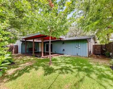 2500 Candlewood Ct - Photo Thumbnail 4