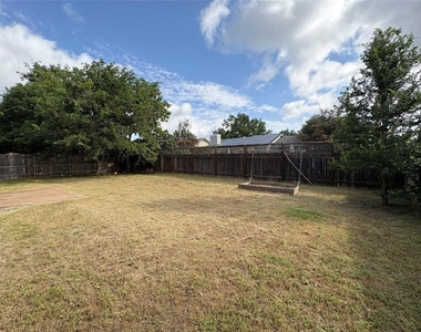 3800 Tattershall Ln - Photo Thumbnail 26