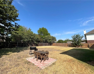 802 Stevenage Dr - Photo Thumbnail 28