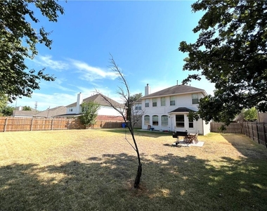 802 Stevenage Dr - Photo Thumbnail 27