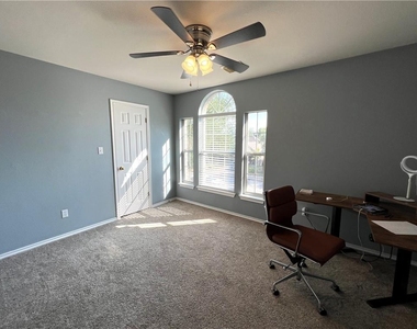 802 Stevenage Dr - Photo Thumbnail 24