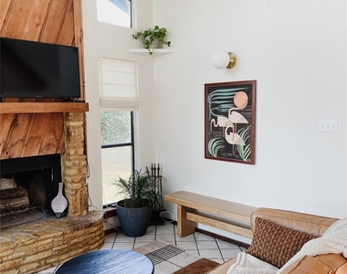 334 Coventry Rd - Photo Thumbnail 2